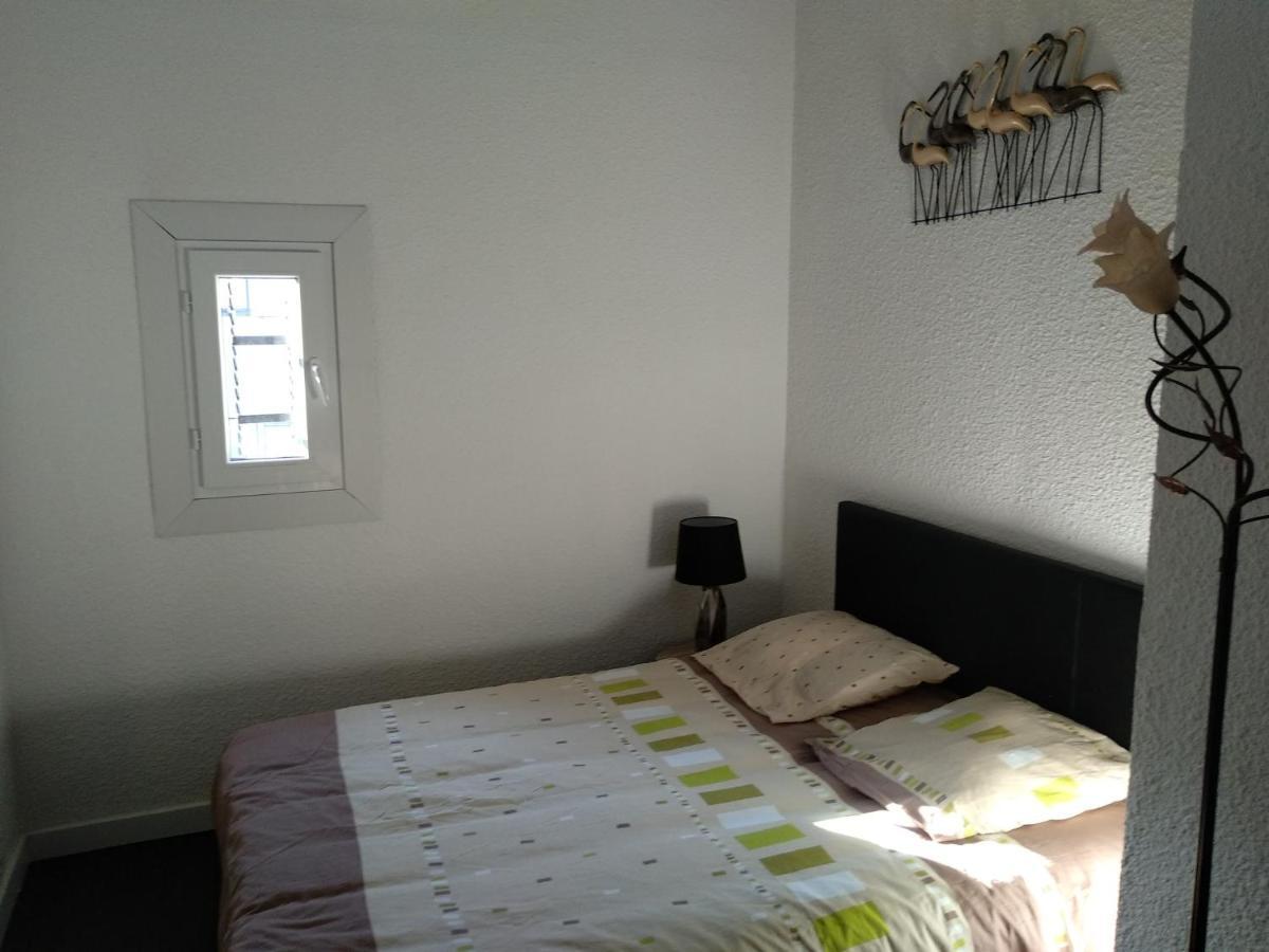 Apartamento Duplex vieux port - mesures sanitaires supplémentaires Marsella Exterior foto